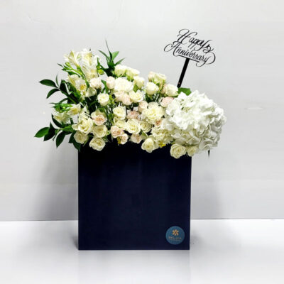 Anniversary Fresh flowers black box