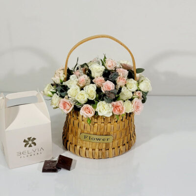 Mini basket with chocolate