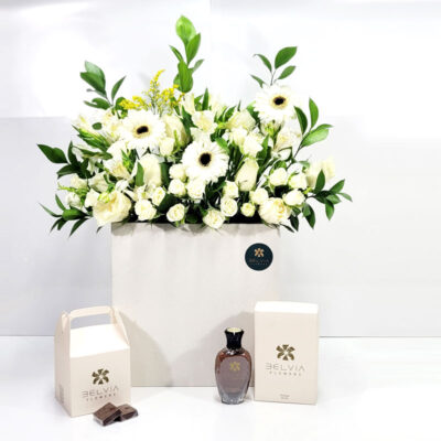 white flowers box gifts
